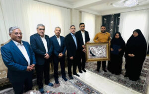 رییس سازمان نظام مهندسی ساختمان با خانواده مهندس عیسی نبیزاده دیدار کرد رییس سازمان نظام مهندسی ساختمان با خانواده مهندس عیسی نبیزاده دیدار کرد