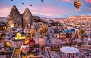 سفر به شهر عجیب و باستانی کاپادوکیا، چقدر هزینه دارد؟ + جدول سفر به شهر عجیب و باستانی کاپادوکیا، چقدر هزینه دارد؟ + جدول
