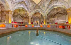 سفر هوایی با تور ارزان شیراز در اردیبهشت ماه چند؟ + جدول قیمت سفر هوایی با تور ارزان شیراز در اردیبهشت ماه چند؟ + جدول قیمت