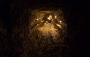 سفر کوتاه کجا بریم؟ / تجربه دیدن شهر زیرزمینی کرد علیا در اصفهان + مسیر دسترسی سفر کوتاه کجا بریم؟ / تجربه دیدن شهر زیرزمینی کرد علیا در اصفهان + مسیر دسترسی