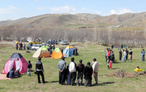 سفرهای نوروزی نسبت به سال گذشته بیشتر شد یا کمتر؟ سفرهای نوروزی نسبت به سال گذشته بیشتر شد یا کمتر؟