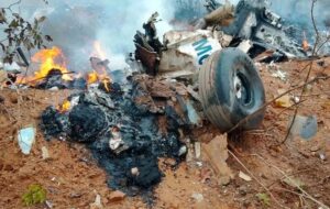 سقوط مرگبار هواپیمای نظامی؛ تمام خدمه جان باختند سقوط مرگبار هواپیمای نظامی؛ تمام خدمه جان باختند