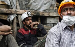 شبح بیکاری بر سر کارگران بدون قرارداد؛ ترس از آینده، سکوت در برابر اجحاف شبح بیکاری بر سر کارگران بدون قرارداد؛ ترس از آینده، سکوت در برابر اجحاف