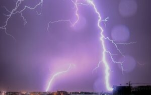 صاعقه زدگی جوان ۲۰ ساله یاسوجی صاعقه زدگی جوان ۲۰ ساله یاسوجی