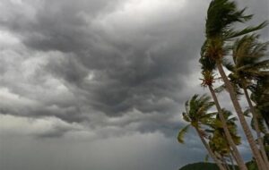 طوفان از غرب هرمزگان در حال ورود است؛ مردم آماده باشند طوفان از غرب هرمزگان در حال ورود است؛ مردم آماده باشند