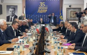 عراقچی به مجلس دومای روسیه رفت عراقچی به مجلس دومای روسیه رفت