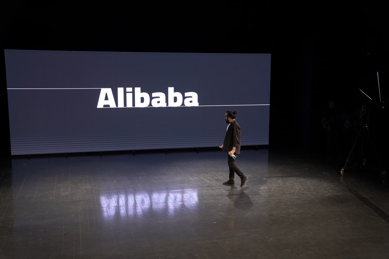 علیبابا از لوگوی جدیدش رونمایی کرد علیبابا از لوگوی جدیدش رونمایی کرد