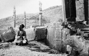 عکسهای زیرخاکی از تخت جمشید و کعبه زرتشت عکسهای زیرخاکی از تخت جمشید و کعبه زرتشت