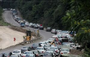 عید نیامده، جادههای شمال از ترافیک قفل شد! عید نیامده، جادههای شمال از ترافیک قفل شد!
