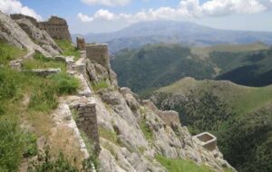 عید کجا بریم؟ / قلعه جمهور یا قلعه بابک کجاست؟ + تاریخچه و مسیر دسترسی عید کجا بریم؟ / قلعه جمهور یا قلعه بابک کجاست؟ + تاریخچه و مسیر دسترسی