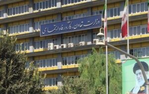 قدرت خرید حقوق بگیران یک دهم شده است/ پشتپرده کاهش ضریب جینی قدرت خرید حقوق بگیران یک دهم شده است/ پشتپرده کاهش ضریب جینی