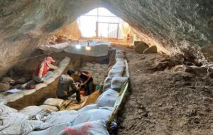 قدیمی ترین سکونتگاه انسان در ایران شناسایی شد قدیمی ترین سکونتگاه انسان در ایران شناسایی شد