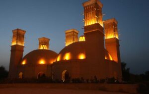 قیمت ۳ شب تور هوایی یزد چقدر است؟ + جدول قیمت ۳ شب تور هوایی یزد چقدر است؟ + جدول