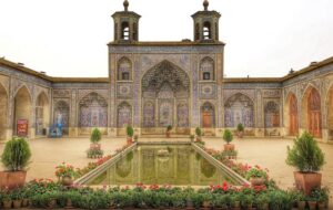 قیمت ۴ شب تور زمینی شیراز چند؟ + جدول قیمت ۴ شب تور زمینی شیراز چند؟ + جدول