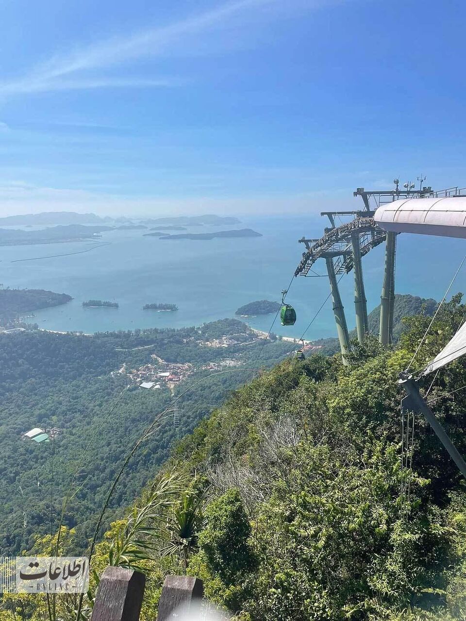 متفاوتترین پل عابر جهان بر فراز جنگل بارانی! + عکس متفاوتترین پل عابر جهان بر فراز جنگل بارانی! + عکس