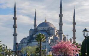 محدوده قیمتی بلیط تهران استانبول بهار 1403 محدوده قیمتی بلیط تهران استانبول بهار 1403