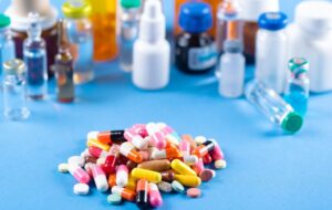 مسافرت چه دارویی ببریم؟ مسافرت چه دارویی ببریم؟