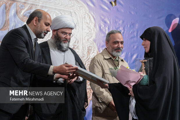 معارف دینی، کانونی است که همواره آماج هجوم دشمنان بوده است معارف دینی، کانونی است که همواره آماج هجوم دشمنان بوده است