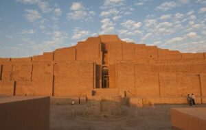 معبد ایرانی که در جستوجوی نفت پیدا شد! + عکس معبد ایرانی که در جستوجوی نفت پیدا شد! + عکس