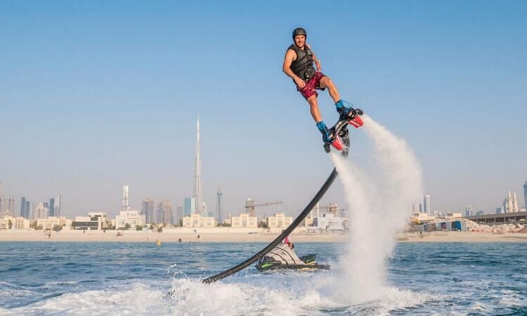 معرفی انواع تفریحات آبی کیش معرفی انواع تفریحات آبی کیش