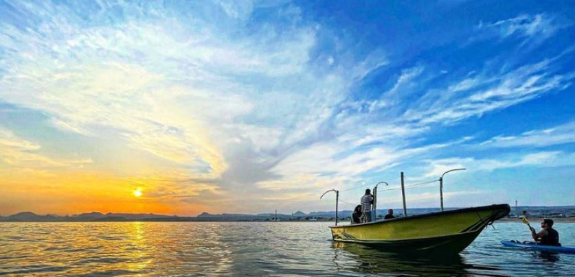 معرفی بهترین سواحل قشم برای گردشگران معرفی بهترین سواحل قشم برای گردشگران