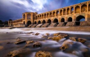 مقایسه سفر زمینی و هوایی به اصفهان؛ ۲شب سفر زمینی ۲میلیون ؛سفر هوایی۵ میلیون تومان! مقایسه سفر زمینی و هوایی به اصفهان؛ ۲شب سفر زمینی ۲میلیون ؛سفر هوایی۵ میلیون تومان!