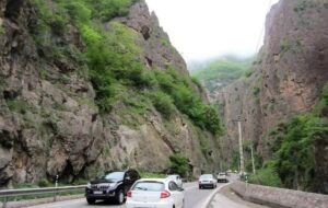 مهگرفتگی و ترافیک در جاده چالوس مهگرفتگی و ترافیک در جاده چالوس