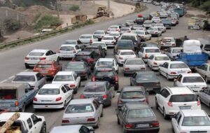 موج بازگشت مسافران نوروزی آغاز شد / افزایش ۹۵ درصدی تردد در چالوس موج بازگشت مسافران نوروزی آغاز شد / افزایش ۹۵ درصدی تردد در چالوس