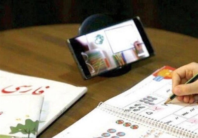 میزگرد| آیا آموزش مجازی آینده دانشآموزان را تهدید می کند؟/ جایگاه خانواده بر سواد نسل آینده میزگرد| آیا آموزش مجازی آینده دانشآموزان را تهدید می کند؟/ جایگاه خانواده بر سواد نسل آینده