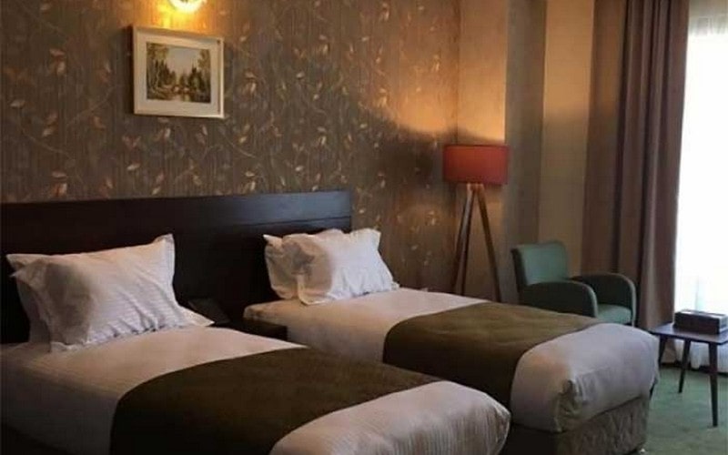 نظرات کاربران درباره امکانات هتل لیلیوم کیش نظرات کاربران درباره امکانات هتل لیلیوم کیش