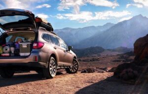 نکاتی که باید در سفر جادهای با خودرو شخصی بدانید نکاتی که باید در سفر جادهای با خودرو شخصی بدانید