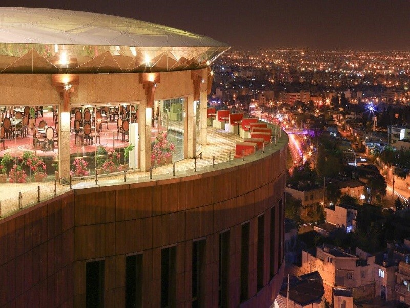 نگاهی به هتلهای شیراز برای مسافران نگاهی به هتلهای شیراز برای مسافران