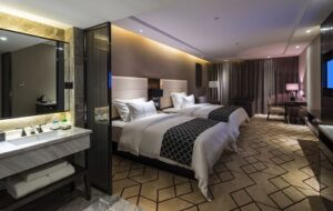 نیم شارژ هتل چیست و چه مواقعی کاربرد دارد؟ نیم شارژ هتل چیست و چه مواقعی کاربرد دارد؟