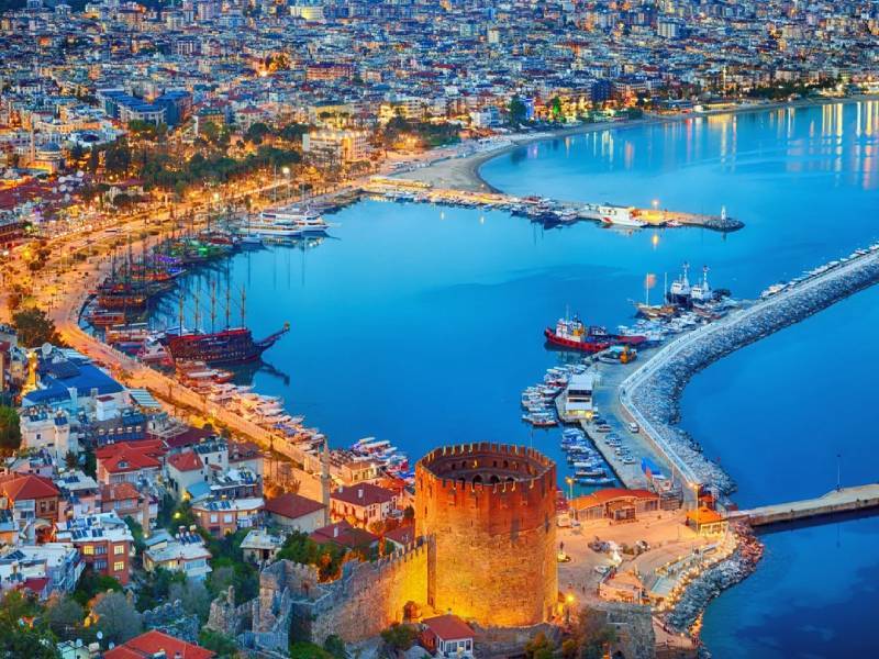 هتلهای ساحلی آلانیا: دسترسی به تفریحات دریایی هتلهای ساحلی آلانیا: دسترسی به تفریحات دریایی