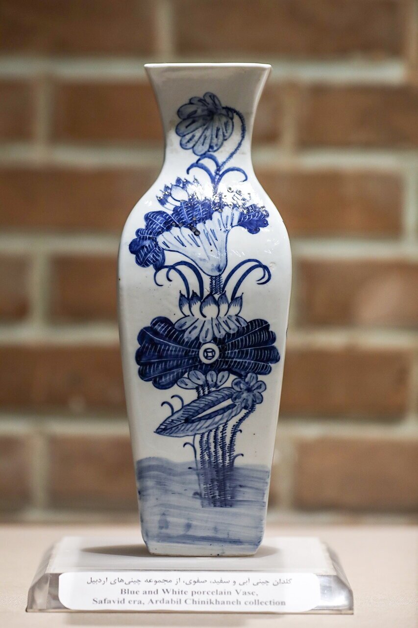 هدیه ۴۰۰ ساله امپراتور چین به ایران + عکس هدیه ۴۰۰ ساله امپراتور چین به ایران + عکس