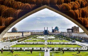 هزینه اقامت در هتل های لوکس اصفهان چند؟ + جدول هزینه اقامت در هتل های لوکس اصفهان چند؟ + جدول