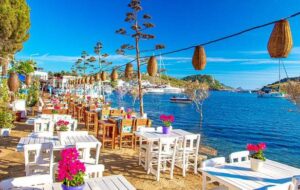 هزینه سفر به سواحل کوشی آداسی چقدر است؟ + جدول هزینه سفر به سواحل کوشی آداسی چقدر است؟ + جدول