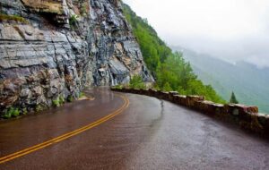 هشدار به مسافران مازندران: جاده ها لغزنده است هشدار به مسافران مازندران: جاده ها لغزنده است