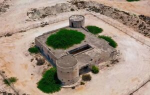 همه چیز درباره قلعه جنی کیش / چرا این قلعه متروکه شد؟ همه چیز درباره قلعه جنی کیش / چرا این قلعه متروکه شد؟