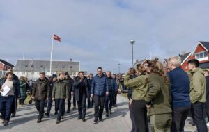 واکنش مکرون به تلاش آمریکا برای تصاحب گرینلند واکنش مکرون به تلاش آمریکا برای تصاحب گرینلند