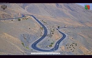 ویدئو| تلاش راهداران استان مرکزی برای برفروبی گردنه نقره کمر تفرش ویدئو| تلاش راهداران استان مرکزی برای برفروبی گردنه نقره کمر تفرش