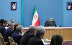 پزشکیان: حفاظت از محیط زیست به مردم سپرده شود؛ اصلاح مقررات ضروری است پزشکیان: حفاظت از محیط زیست به مردم سپرده شود؛ اصلاح مقررات ضروری است