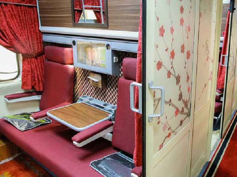 چرا قطار یکی از امنترین وسایل نقلیه برای سفر بندرعباس به مشهد است؟ چرا قطار یکی از امنترین وسایل نقلیه برای سفر بندرعباس به مشهد است؟