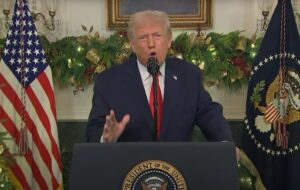 چراغ سبز ترامپ برای دور سوم انتخابات آمریکا / ترامپ قانون اساسی را میشکند؟ چراغ سبز ترامپ برای دور سوم انتخابات آمریکا / ترامپ قانون اساسی را میشکند؟