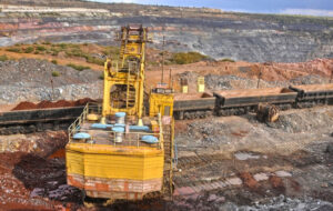 کاهش ۶درصدی صادرات جهانی سنگ آهن در ماه نوامبر؛ قیمت ها در اوایل دسامبر ثابت ماند کاهش ۶درصدی صادرات جهانی سنگ آهن در ماه نوامبر؛ قیمت ها در اوایل دسامبر ثابت ماند