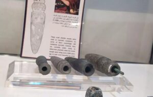 کشف اولین رژ لب ۳۶۰۰ ساله دنیا در ایران + عکس کشف اولین رژ لب ۳۶۰۰ ساله دنیا در ایران + عکس