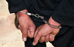 کشف خرماهای مسموم به شیشه در پایانه غرب تهران کشف خرماهای مسموم به شیشه در پایانه غرب تهران