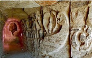 کشف غارهای شگفتانگیز قشم تور غارنوردی کشف غارهای شگفتانگیز قشم تور غارنوردی