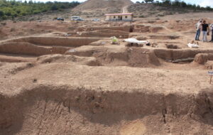 کشف گورستان اشکانی در اهواز کشف گورستان اشکانی در اهواز