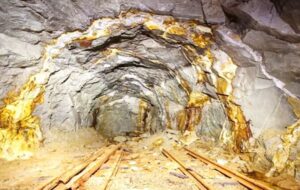 کشف یک ثروت عظیم در ایران/ معدنی با ۶۱ میلیون تن طلا در ایران کشف شد کشف یک ثروت عظیم در ایران/ معدنی با ۶۱ میلیون تن طلا در ایران کشف شد